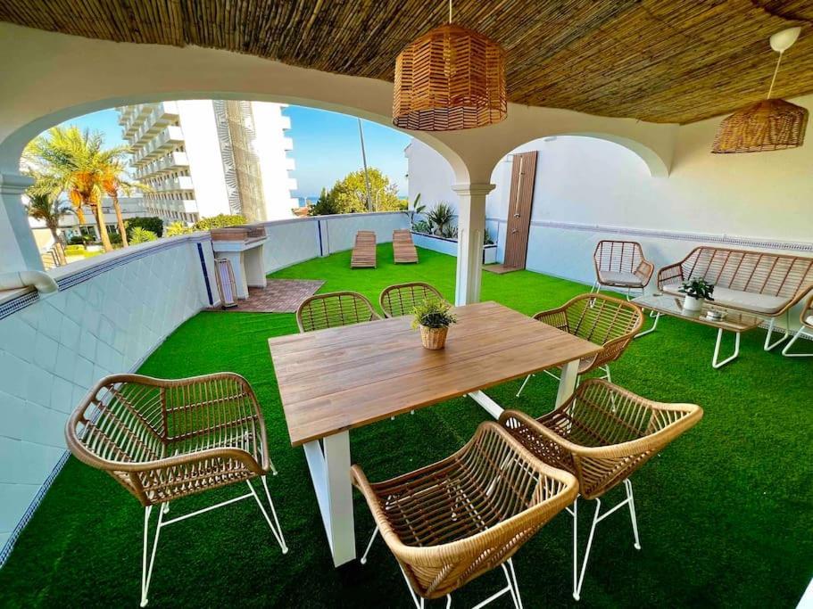 Apartamento Con Gran Terraza Junto A La Playa توريمولينوس المظهر الخارجي الصورة